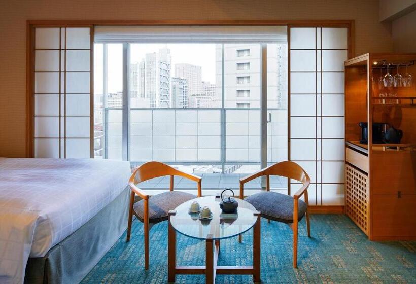 اتاق راحتی, Niwa Tokyo