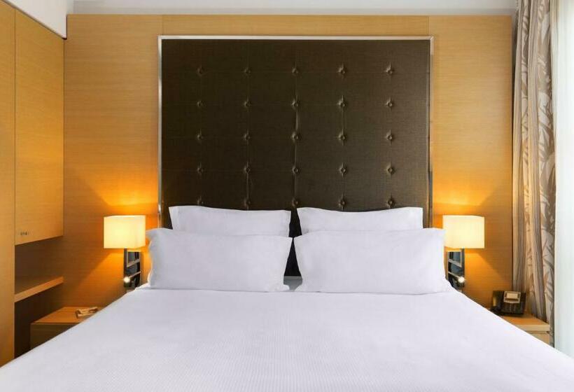 سوئیت جونیور با تراس, Relais Spa Chessy Val D Europe