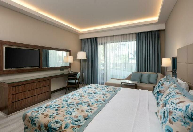 Номер Deluxe, Seven Seas Hotel Life   Ultra All Inclusive & Kids Concept