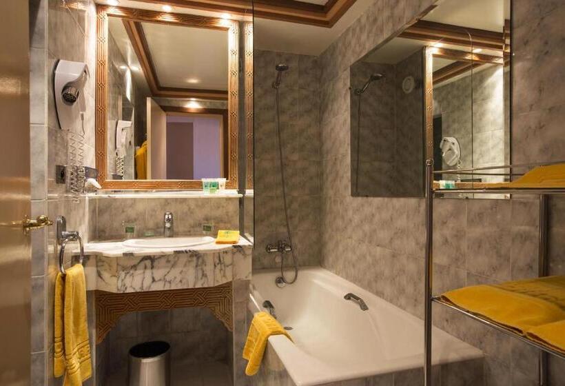 اتاق استاندارد با چشم‌انداز شهر, Es Saadi Marrakech Resort Hotel
