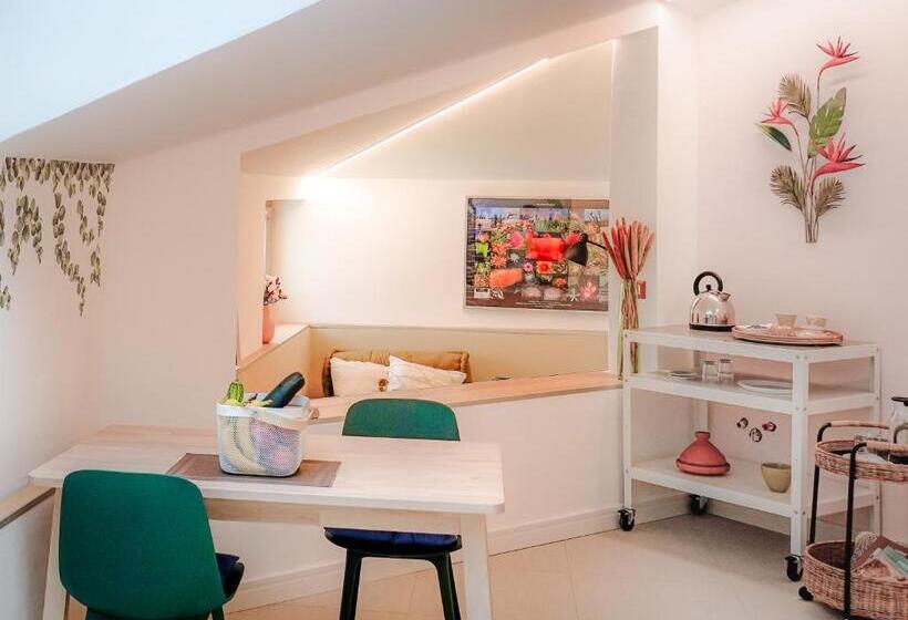 Апартаменты Deluxe 1 Спальня, Stella House B&b + Free Park