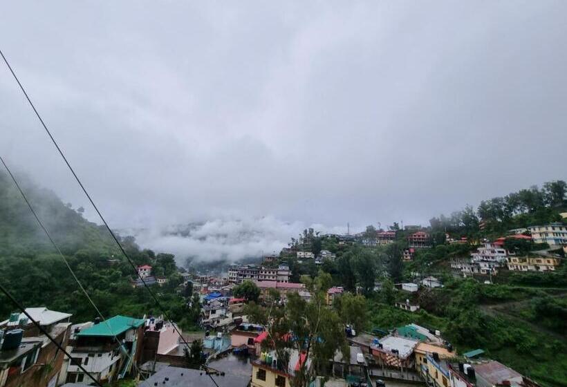 Номер Стандарт Вид на Горы, Daulat Regency