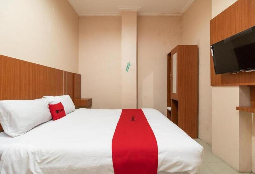 سوییت, Reddoorz Syariah Near Rs Mata Padang