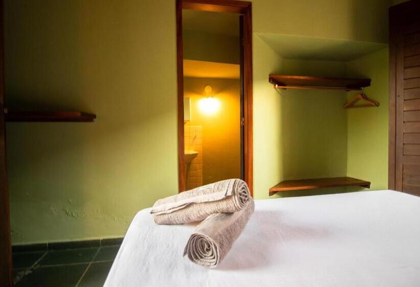 اتاق استاندارد, Hostel La Isla