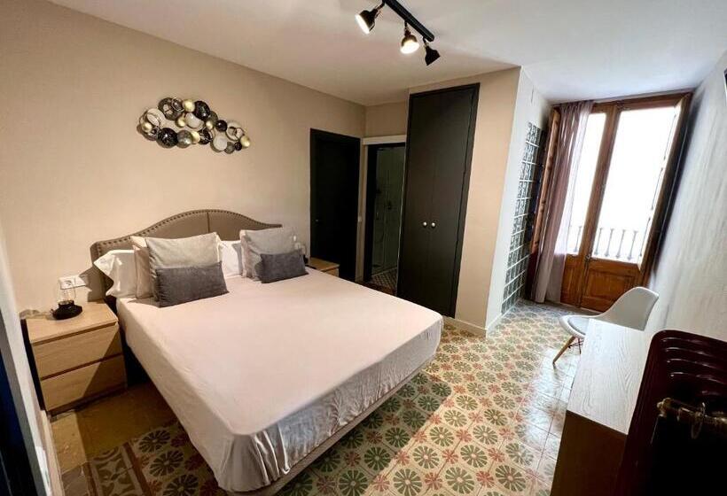 발코니가 있는 4인용 스탠다드 룸, Hostal La Canonja