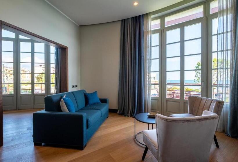Люкс, Grand Hotel Torre Fara
