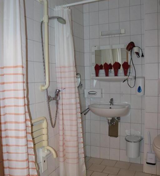장애인을 위한 스탠다드 룸, Waldhotel Harz Ilsenburg