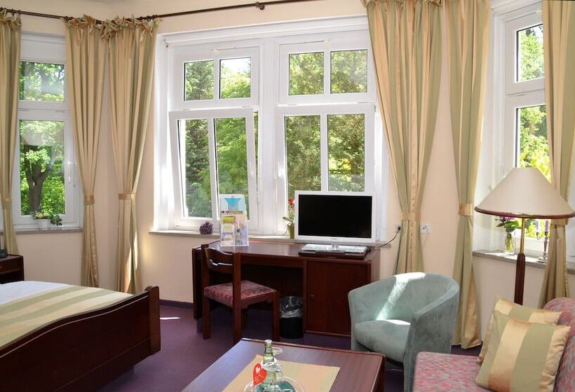 Номер Стандарт, Parkhotel Helene