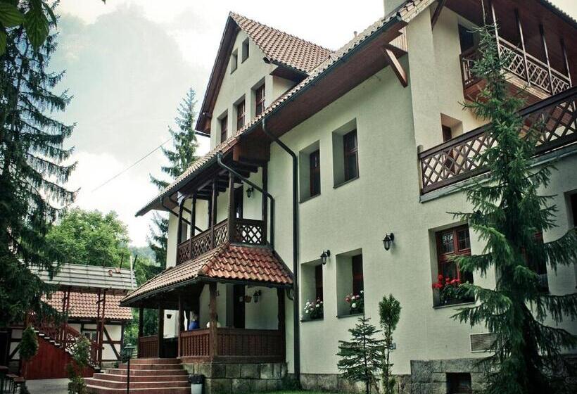 Люкс, Penzion U Ráztoky