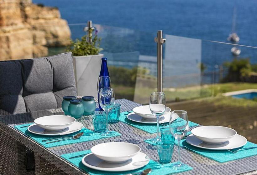 침실 1개 아파트, Villa Benagil With Stunning Views And Roof Terrace With Private Heated Pool