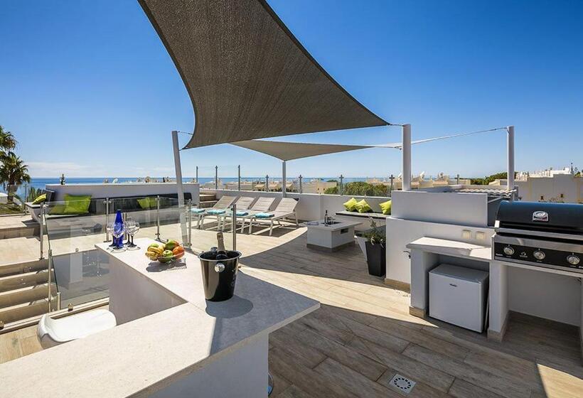 침실 1개 아파트, Villa Benagil With Stunning Views And Roof Terrace With Private Heated Pool