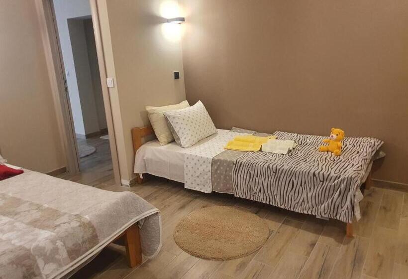 آپارتمان 1 خوابه همکف, Guest House Jasmin