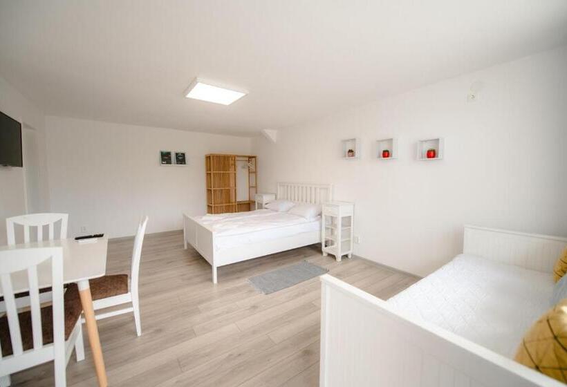 اتاق استاندارد, Pixel Guesthouse
