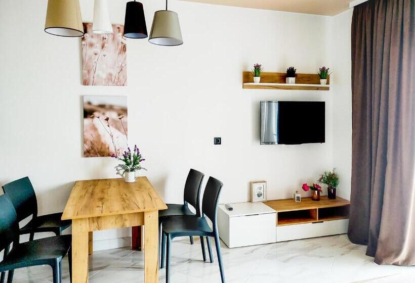 آپارتمان 1 خوابه با چشم‌انداز دریا, Villa Bonapart