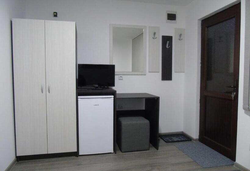 Номер Стандарт Вид на Сад, Guest House Dar