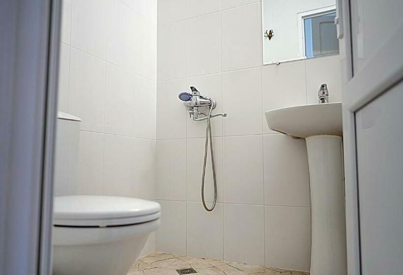 اتاق استاندارد, Bao Hostel Kutaisi