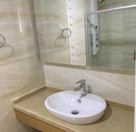 豪华海景房带阳台, Clementin Suits Sigacık