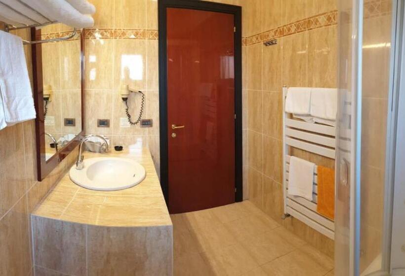 Четырехместный Номер Стандарт, Palahotel Vallenoce