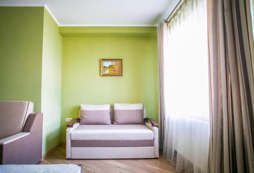 マウンテンビュースイート, Tulipan Hotel Aquapark