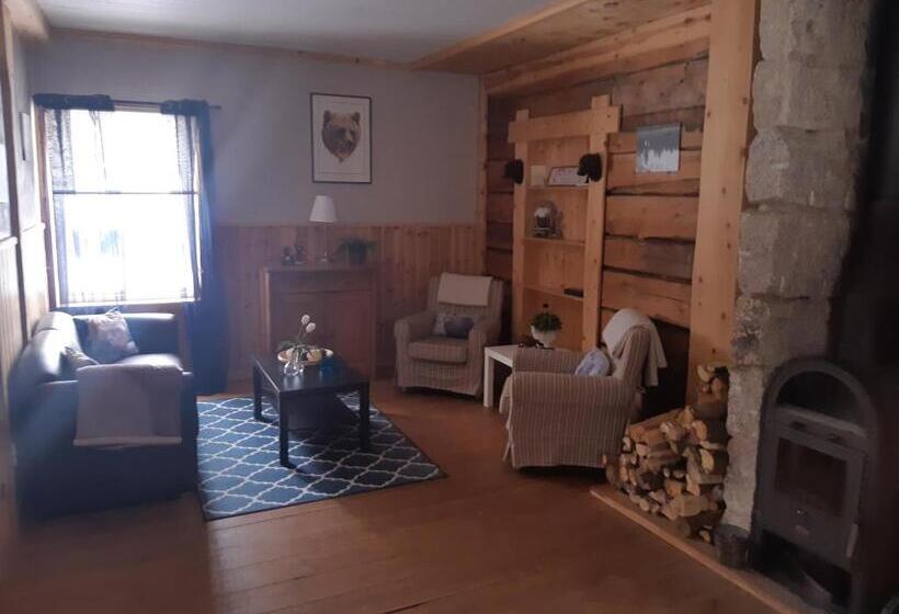 Дом 2 Спальни, B&b Camp ängra