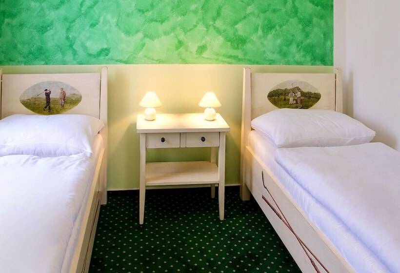 套房, Golf & Spa Kunětická Hora