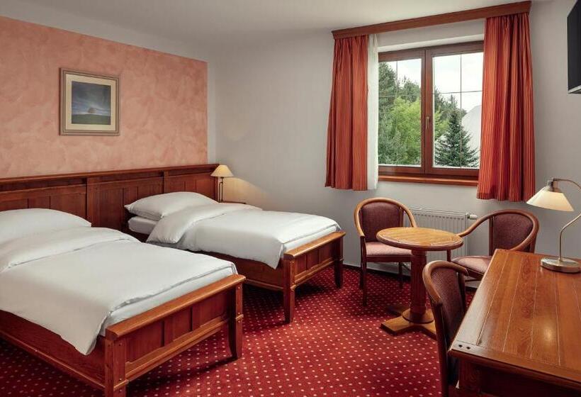 标准间, Golf & Spa Kunětická Hora
