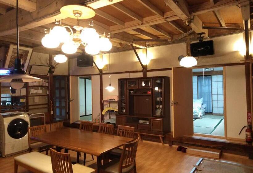 4인용 스탠다드 룸, Minpaku Sarai Nikkoya