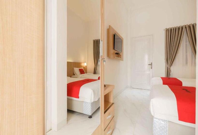 Номер Стандарт, Reddoorz Plus Syariah @ Jalan Dr Sutomo Padang