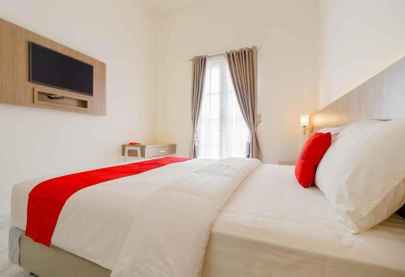 Люкс Superior, Reddoorz Plus Syariah @ Jalan Dr Sutomo Padang