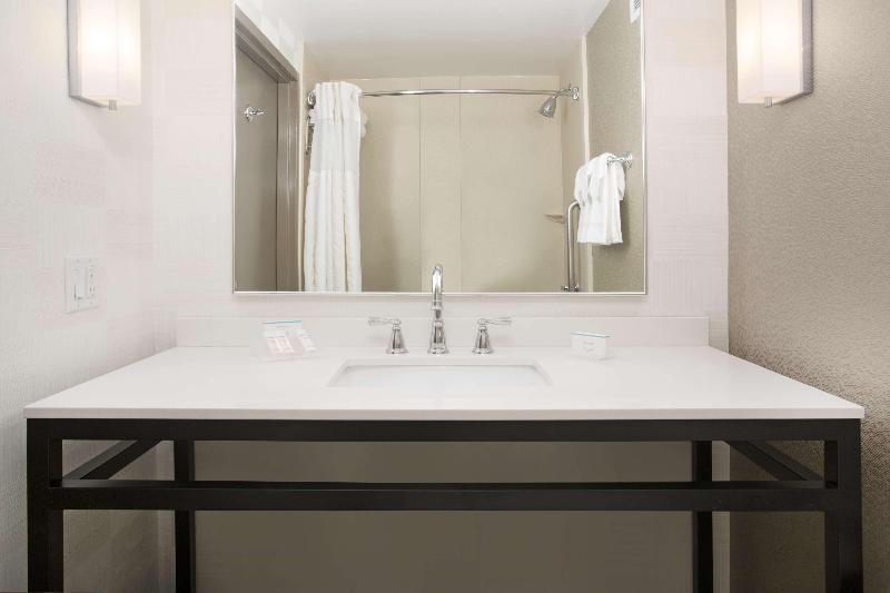 스탠다드 룸 킹사이즈 침대, Hilton Garden Inn Salt Lake City/layton