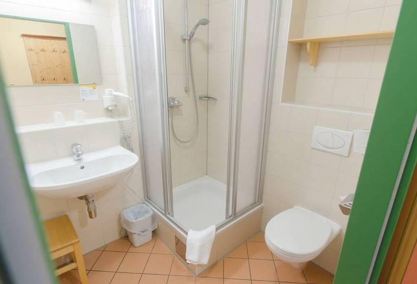 Семейный Номер, Jufa Hotel Murau