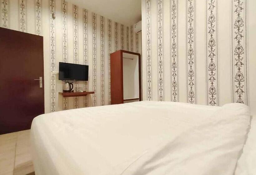 Номер Стандарт, Reddoorz Plus @ Jalan Letda Sujono Medan 2