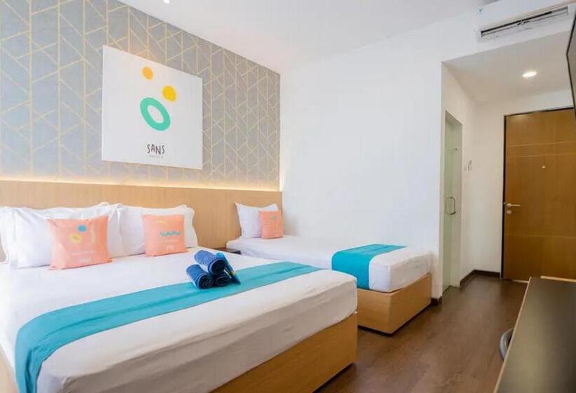 اتاق خانوادگی, Sans Hotel Box Mansion Surabaya By Reddoorz