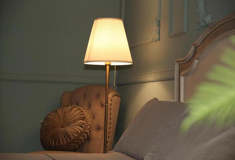 اتاق لوکس, Le Zagare B&b   Ares
