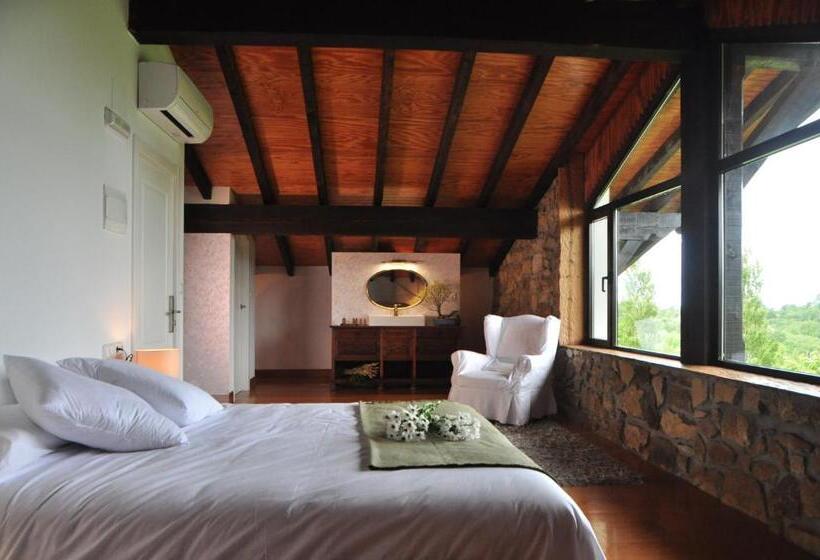 Deluxe Room Mountain View, Casa Mendilore