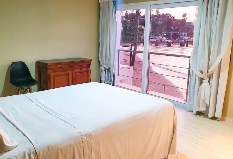 Номер Deluxe, Rede Reserva Costa Verde