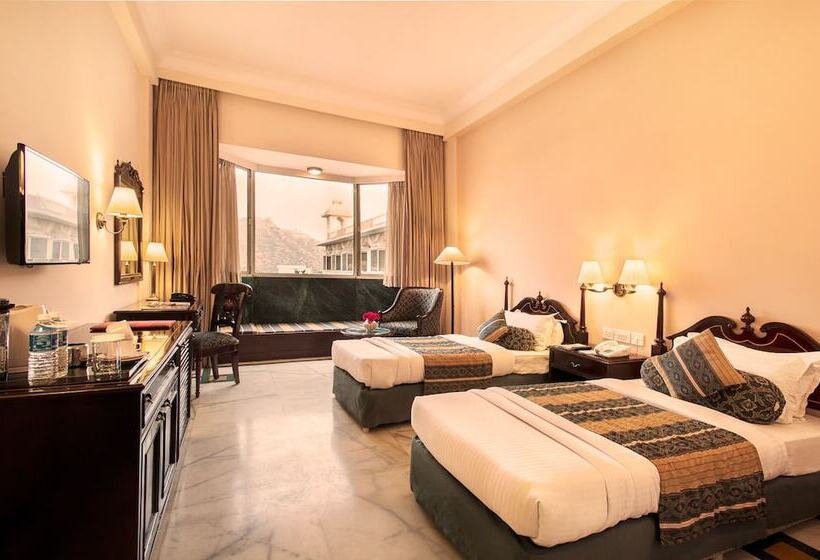 豪华房间, Kk Royal Hotel & Convention Centre