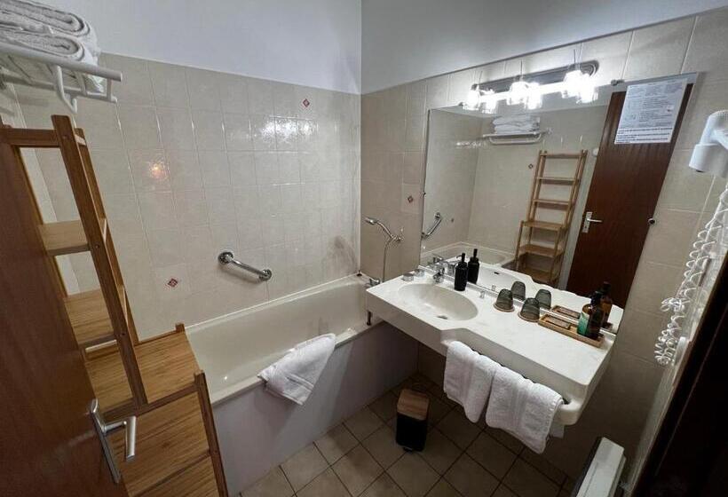 Номер Стандарт, Hôtel Les Chaumettes