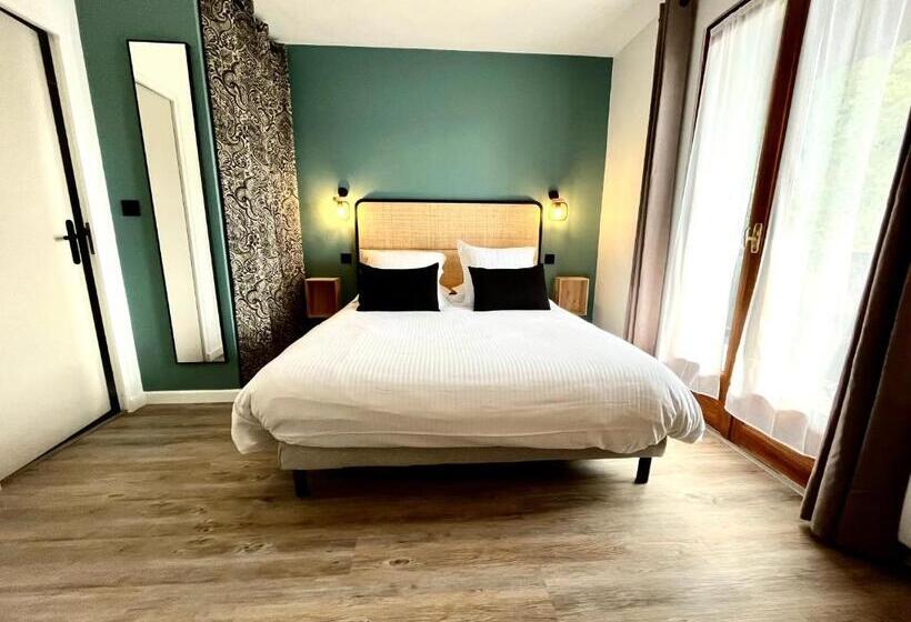 Номер Basic с Балконом, Hôtel Les Chaumettes