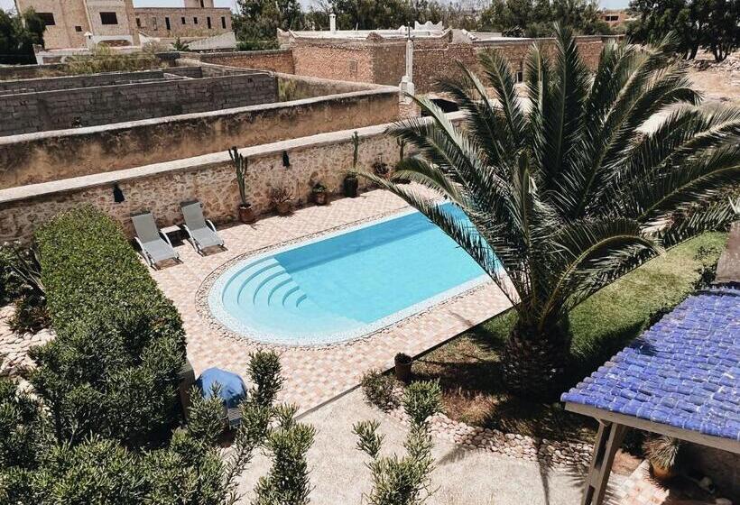 اتاق استاندارد, Dar Macha