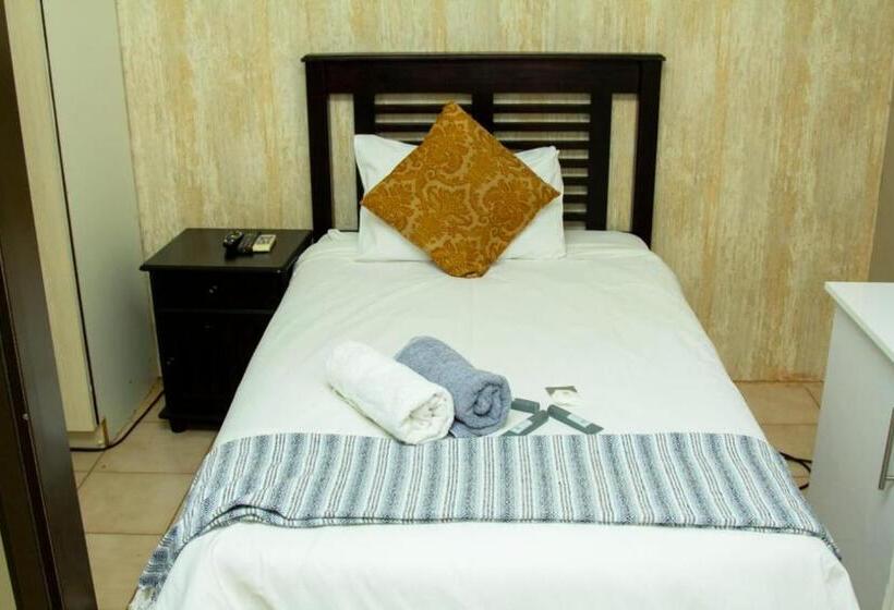 싱글 기본룸, Vakhusi Guesthouse