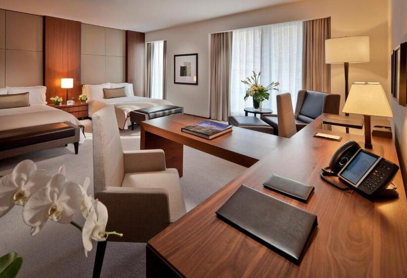 اتاق خانوادگی, The Langham New York Fifth Avenue