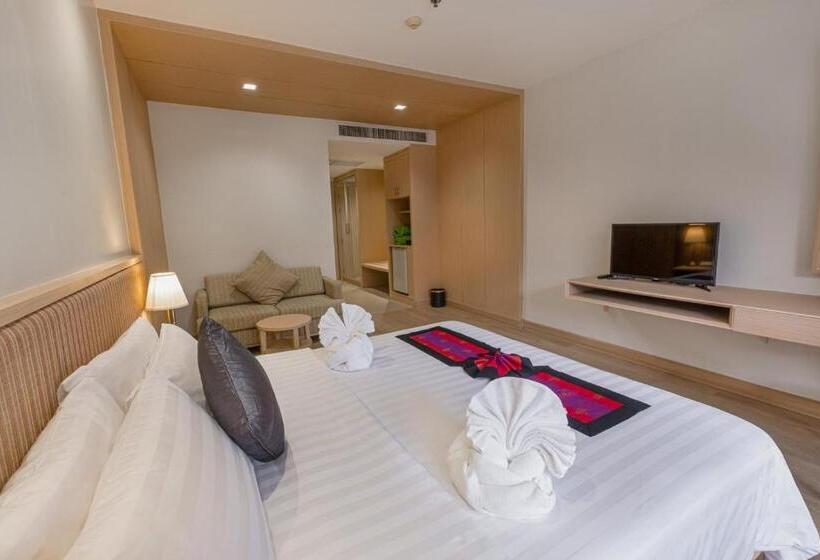 스탠다드 룸 풀장 전망, D Varee Mai Khao Beach Resort, Thailand