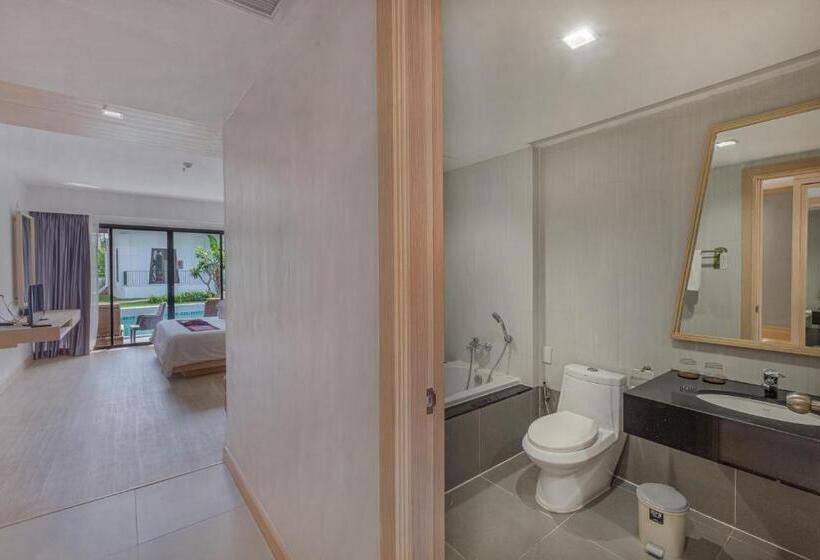 디럭스 룸, D Varee Mai Khao Beach Resort, Thailand