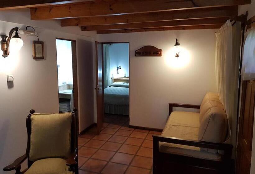 1 Bedroom Apartment, Melewe