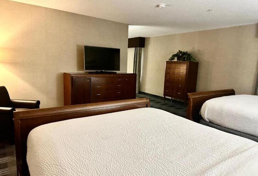 Люкс 2 Спальни, Holiday Inn Express And Suites Meriden, An Ihg