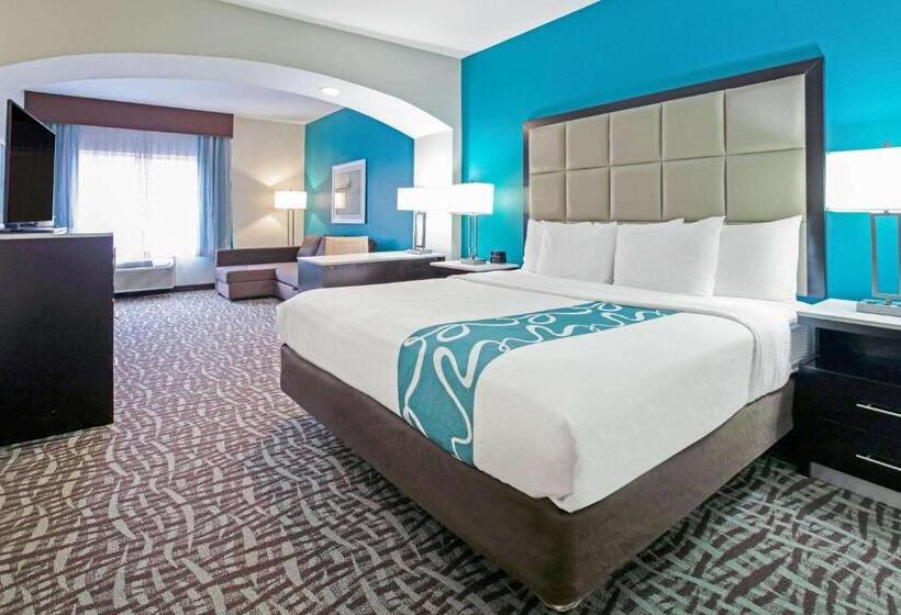 Люкс Адаптированный для Инвалидов, La Quinta Inn & Suites By Wyndham Paris