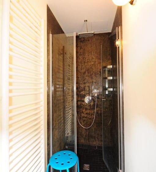 اتاق عادی, Five Elements Hostel Frankfurt