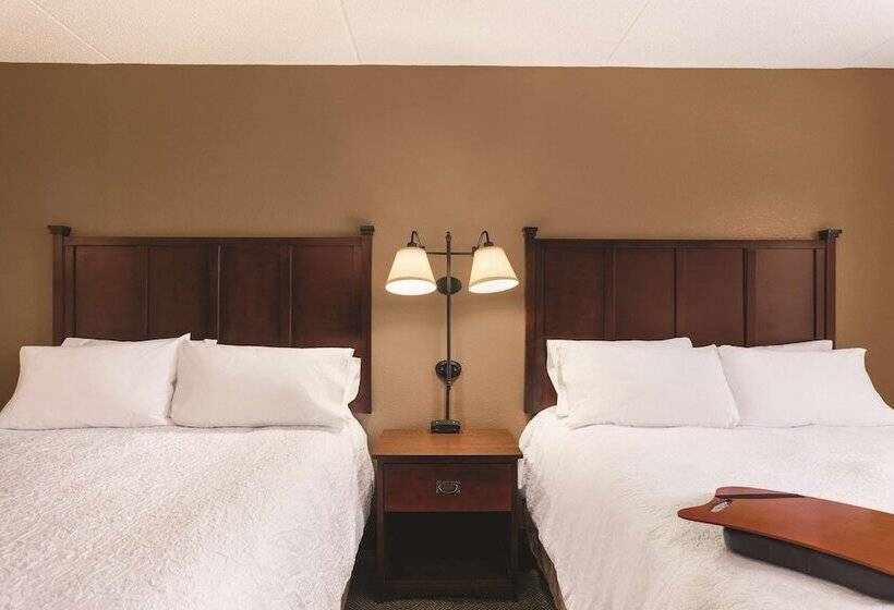 スタンダードルーム, Hampton Inn & Suites Lake George