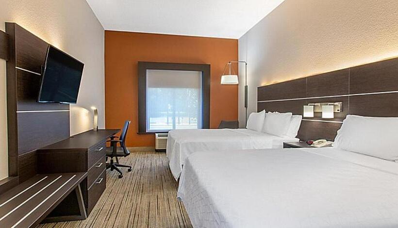 סוויטה מותאמת לאדם עם מוגבלויות, Holiday Inn Express Silver Springs   Ocala, An Ihg